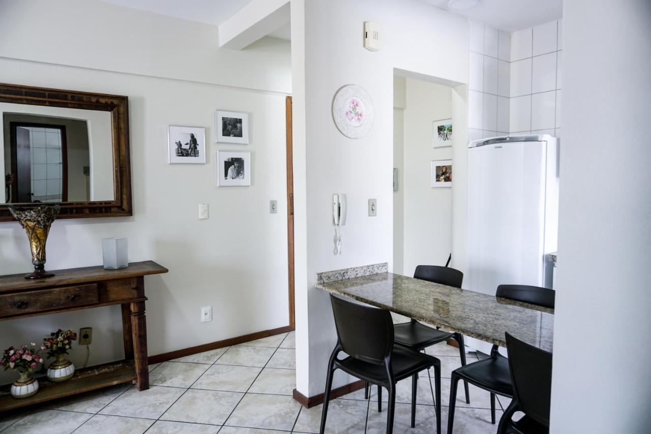 Apartamento 404 - A 20 Metros Da Areia Da Praia Dos Ingleses - 4 Pessoas Apartment Florianopolis Bagian luar foto